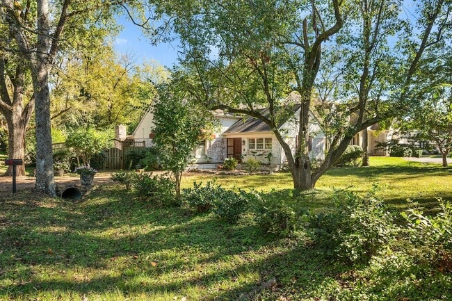 Photo - 201 Brookfield Ave House