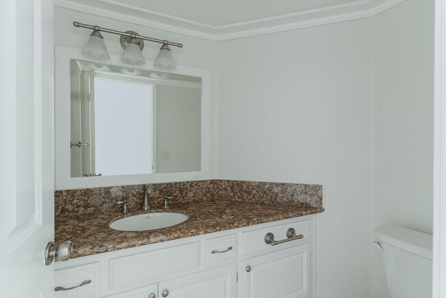 Foto del edificio - 3 Bedroom 2.5 Bathroom | Spacious Corner Lot Home | Ventura Brock Hills| Ventura