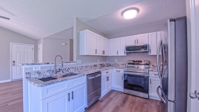 Foto del edificio - Charming 3BR House in Raleigh