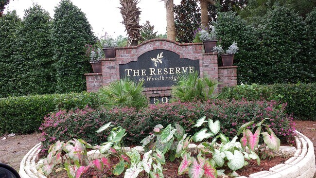 Foto del edificio - 50 Pebble Beach Cv