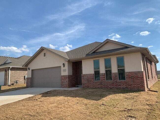 Foto del edificio - 3BR/2BA in Centerton. COMING AVAILABLE IN ...