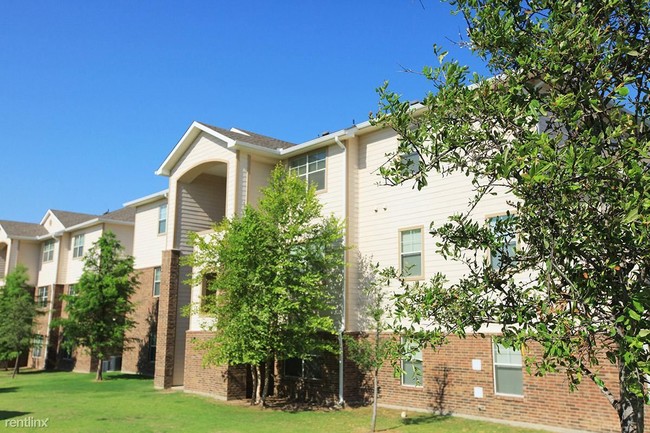 Foto del edificio - 1 br, 1 bath  - 12301 Hemphill St # 497O