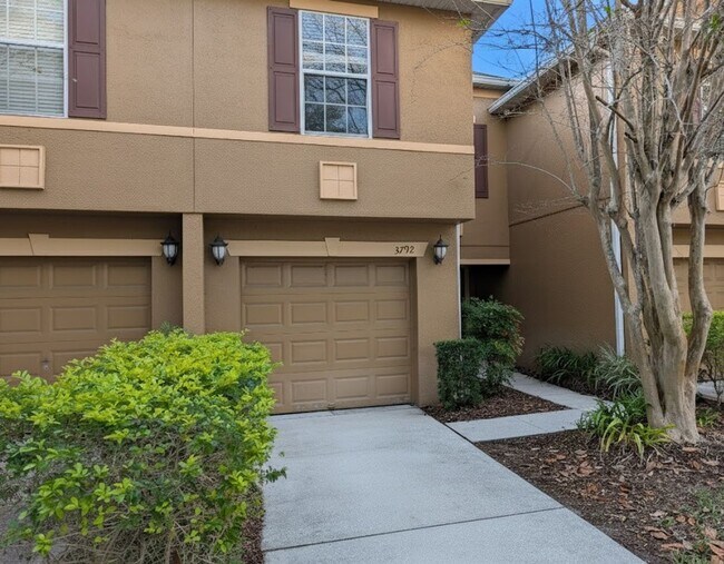 Foto del edificio - Move-In Ready Townhome | Walden Chase Gated Community