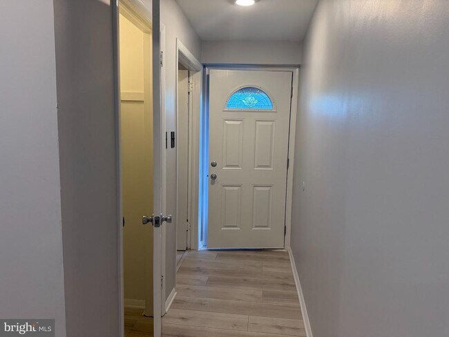 Foto del edificio - 1048 Gray Ave