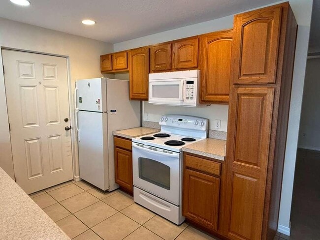 Foto del edificio - 61 Bougainvillea Dr