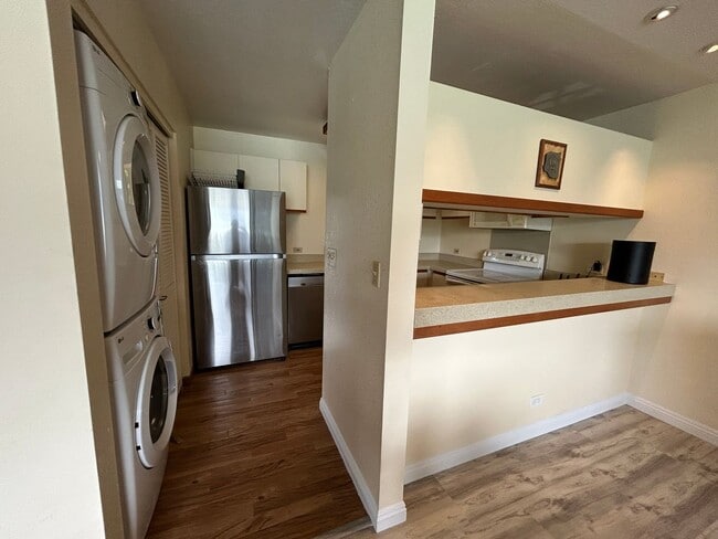 Building Photo - 3/2/2 Poha Kea Townhome - Expansive Views of Kaneohe Bay