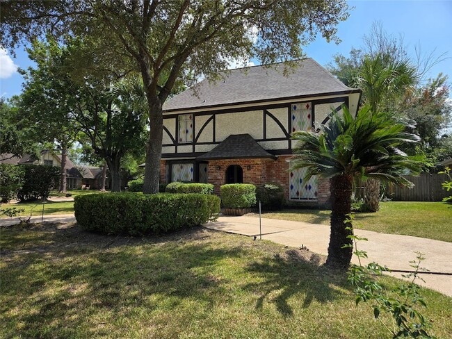 Foto del edificio - 14203 Burgoyne Rd