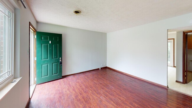 Foto del edificio - 2708 Bridalwood Dr