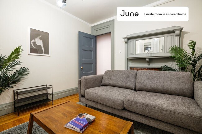 Foto del edificio - Room in Shared 4 bed/1 bath home in Chelsea