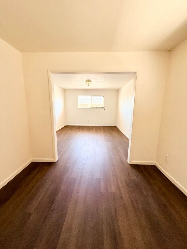 Foto del edificio - Luxury 1 Bedroom 1 Bathroom Available Now!