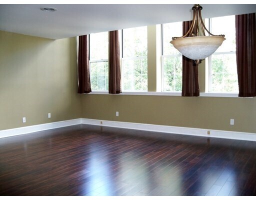 Foto principal - 366 Thacher St
