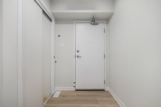 Building Photo - 801 Glenroy Gilbert Dr