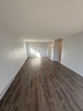 Building Photo - 2549 Dowler Pl