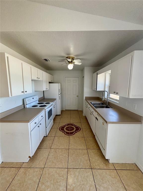 Foto del edificio - 16 Pecan Run Dr