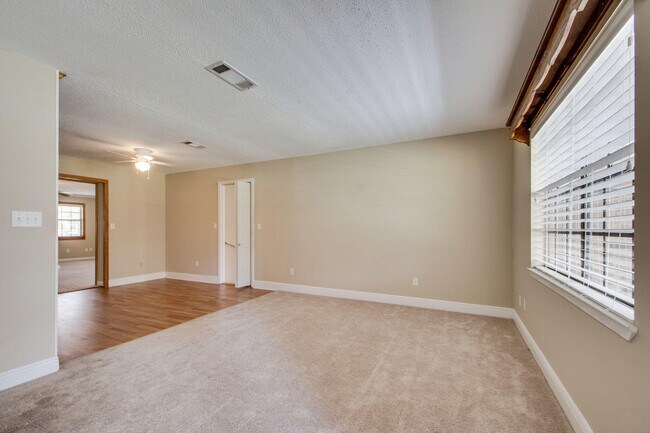 Foto del edificio - 1401 Co Hwy 3280