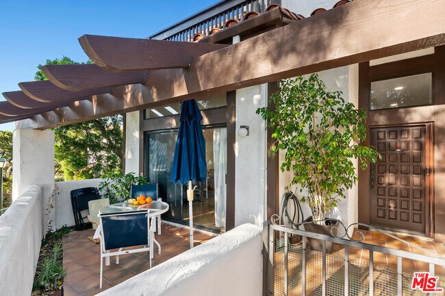 Foto del edificio - 1798 Palisades Dr