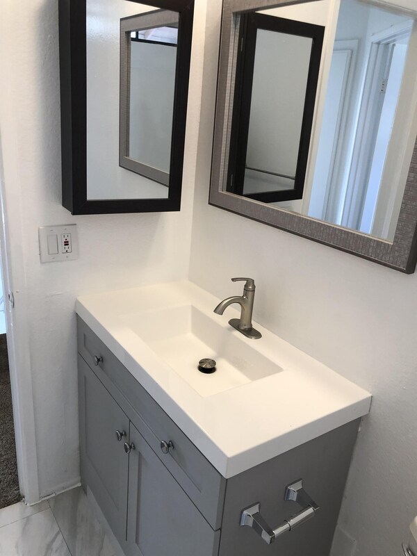 Foto del edificio - 2202 Hess Circle