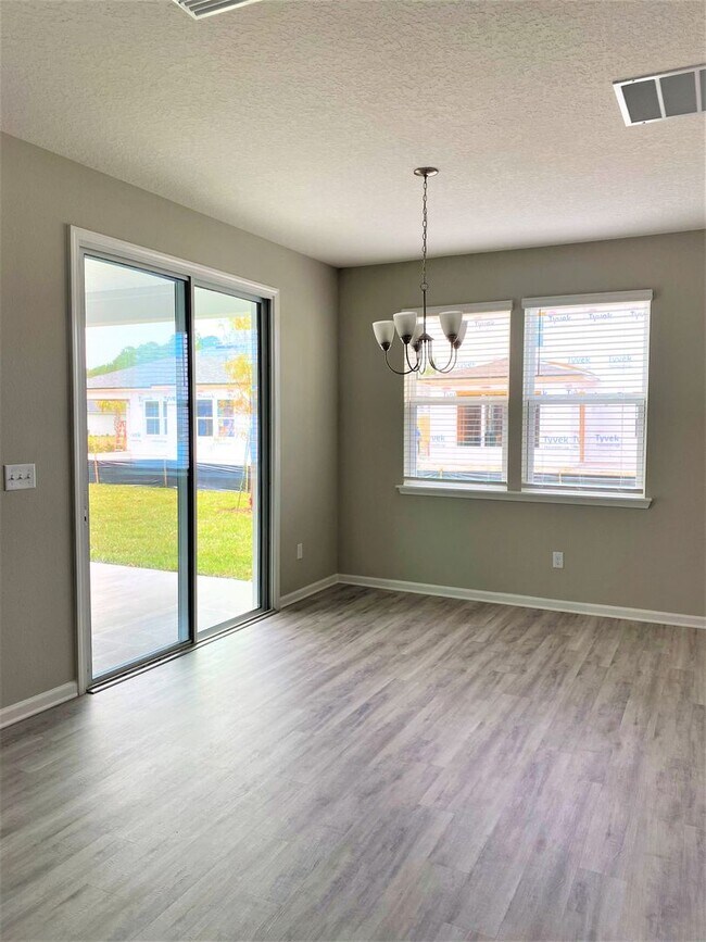 Foto del edificio - One Year Old in Grand Creek South