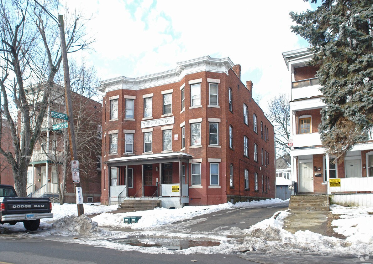The Homestead Apartments in Hartford, CT