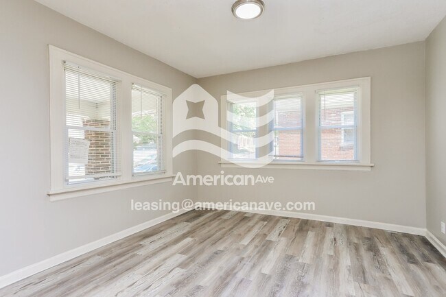 Foto del edificio - 6530 Avalon Ave