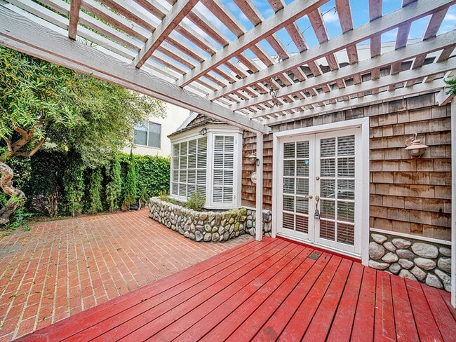 Building Photo - Coming Available 9/15/25 - Balboa Village ...