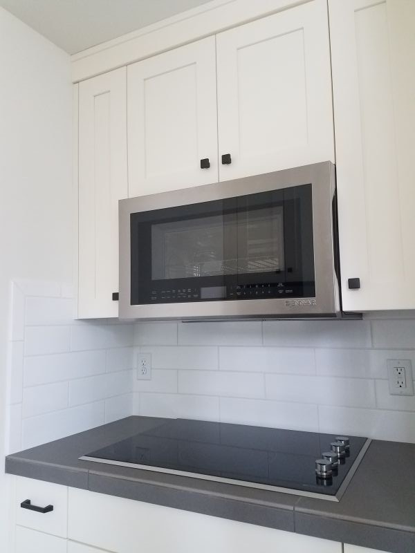 Building Photo - 2572 NW Pompy Pl