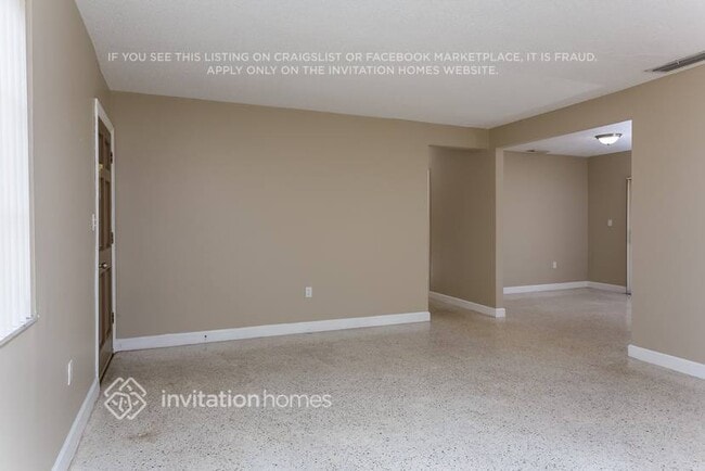 Building Photo - 3010 SW 97th Ct