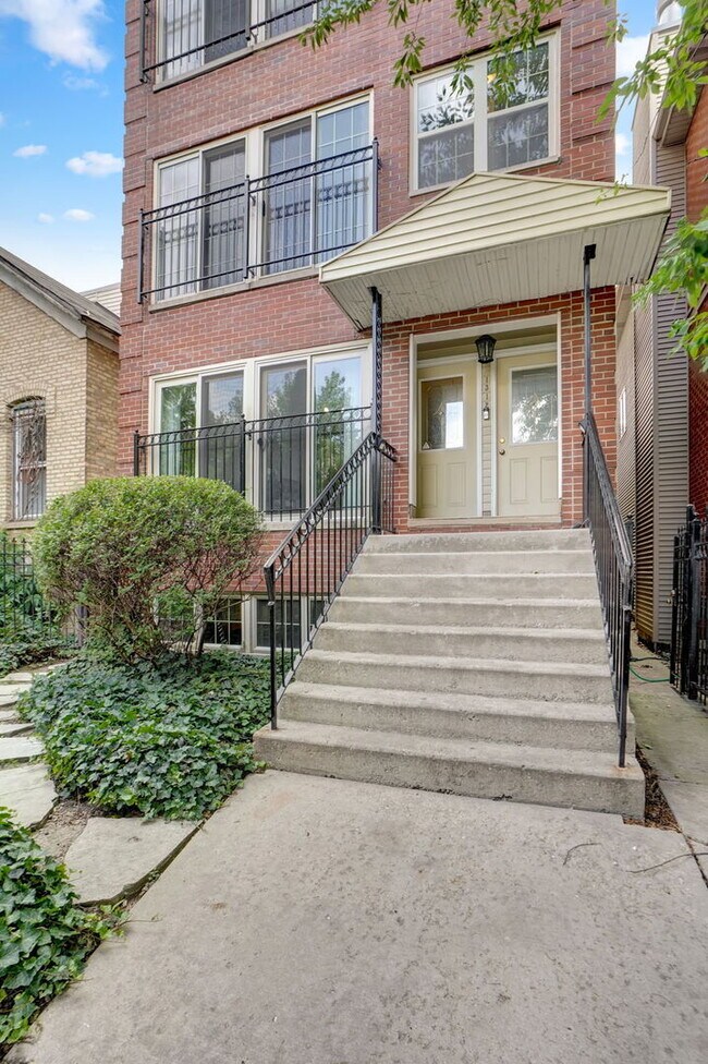 Building Photo - 1312 N Campbell Ave