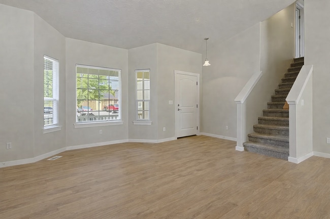 Building Photo - Spacious 4-Bedroom Home with 3-Car Garage