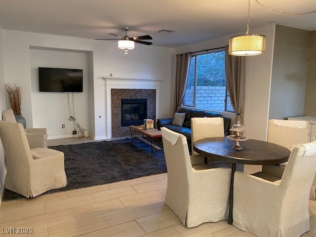 Building Photo - 11820 Calle De Sol Dr