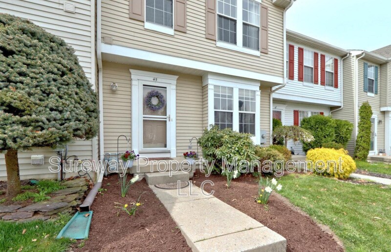 45 Pinehurst Ct, Gloucester Township, NJ 08012 Townhome Rentals in