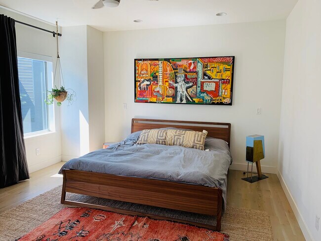 Spacious Master Bedroom - 3336 Tejon St Townhome