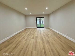 Foto del edificio - 8561 Marklein Ave