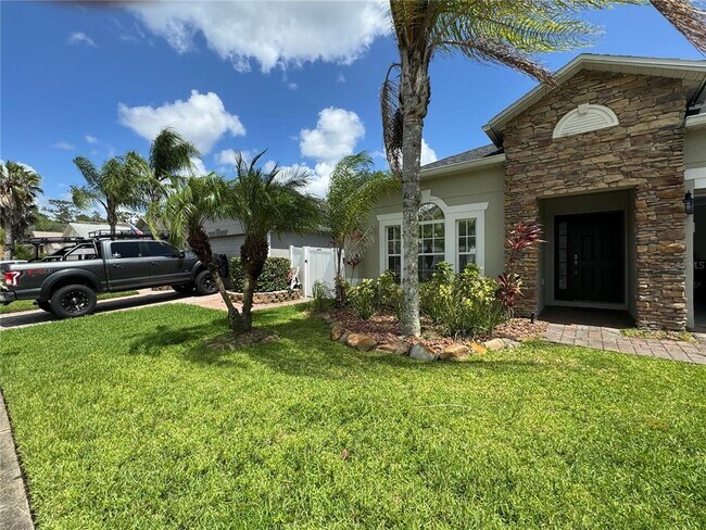 Foto del edificio - 16428 Cedar Run Dr