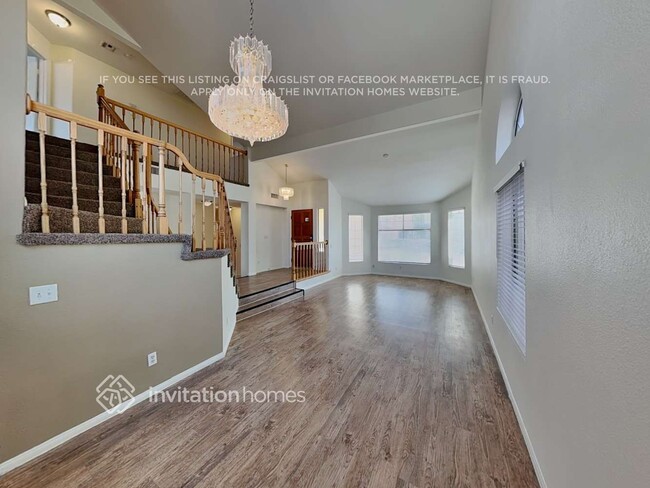 Building Photo - 8244 Bermuda Beach Dr