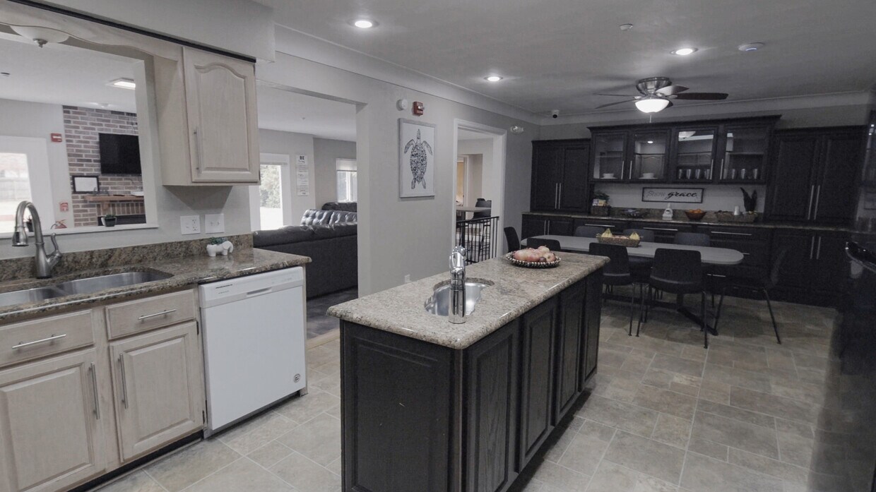 Foto principal - 3305 Westchester Rd