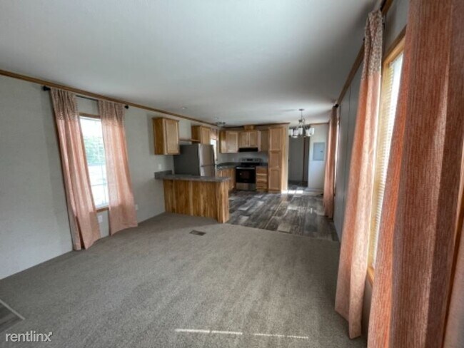 Building Photo - 2 br, 1 bath Mobile Home - 221 treasure lane