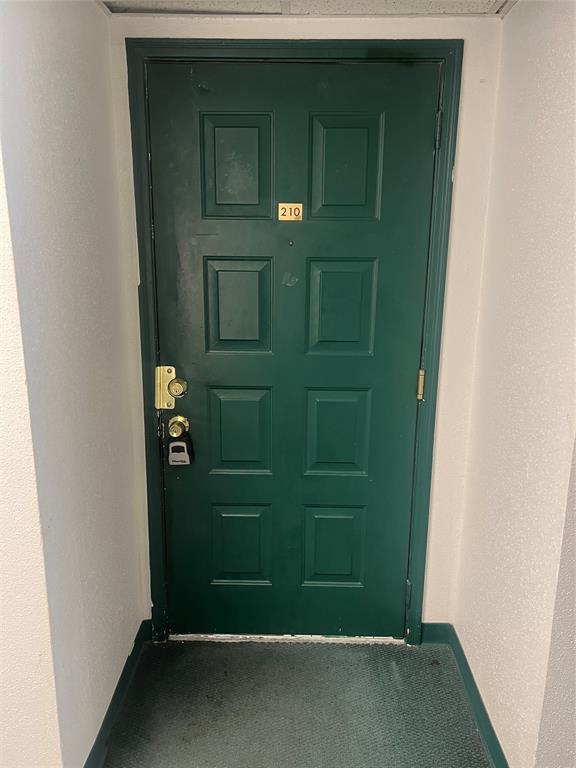 Foto del edificio - 2830 S Bartell Dr