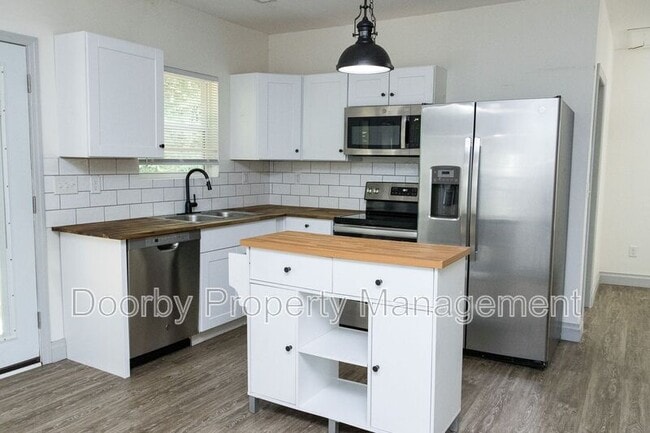 Building Photo - 3780 Granada Dr