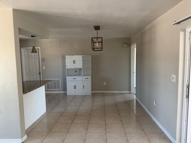Foto del edificio - 7520 Hawthorn Dr