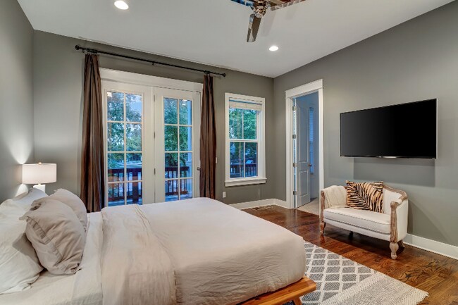 Photo - 805 S 19th St House