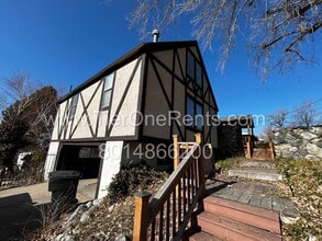 Building Photo - 1068 S 200 E