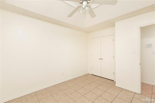 Building Photo - 12 Ulex Ave