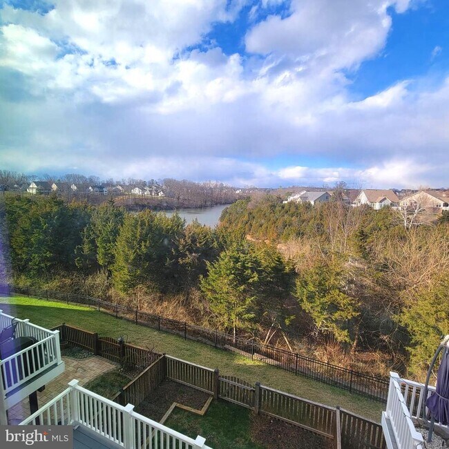 Building Photo - 166 Trout Lily Dr