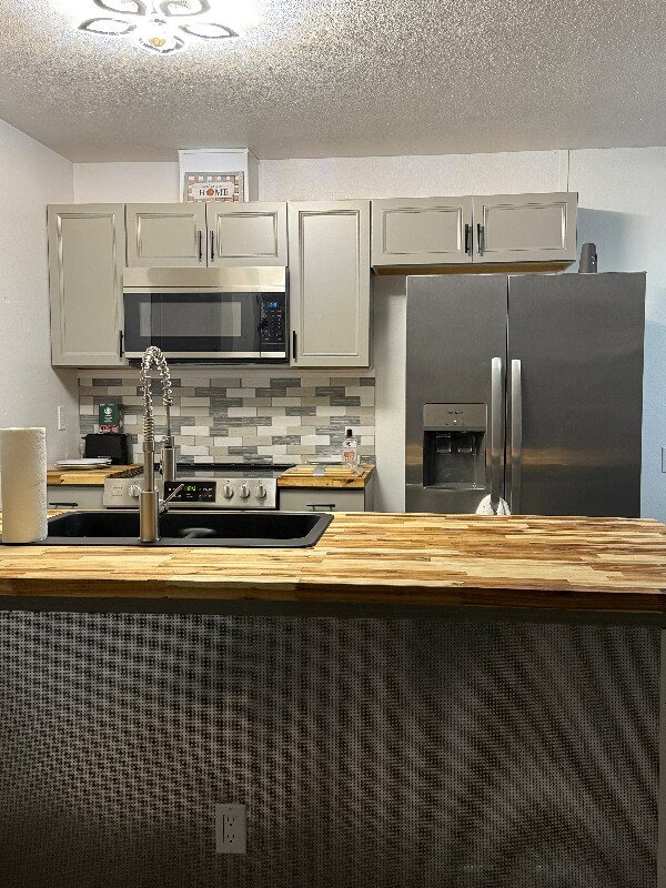 Building Photo - 7243 Balkis Ln