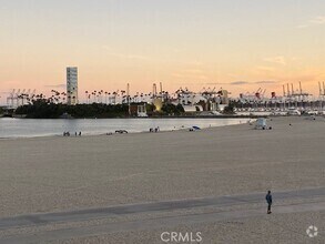 Building Photo - 1140 E Ocean Blvd