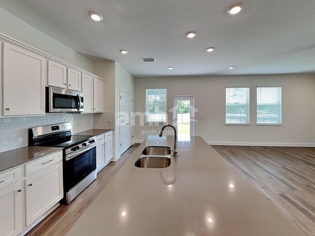 Building Photo - 1060 Grafton Ridge Dr