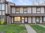 Primary Photo - 100 Bayberry Ct