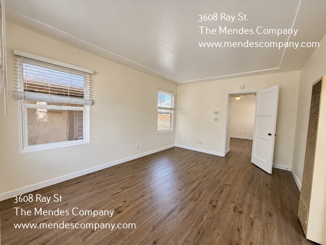 Building Photo - 3608 Ray St