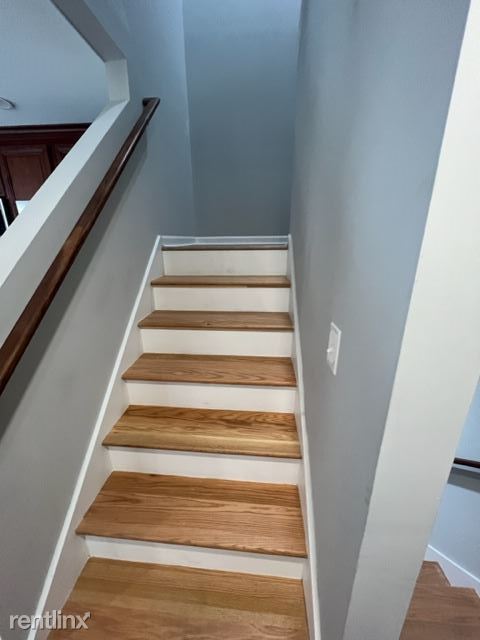 Primary Photo - 4 br, 4.5 bath Duplex - 904 Lincoln Ave Un...